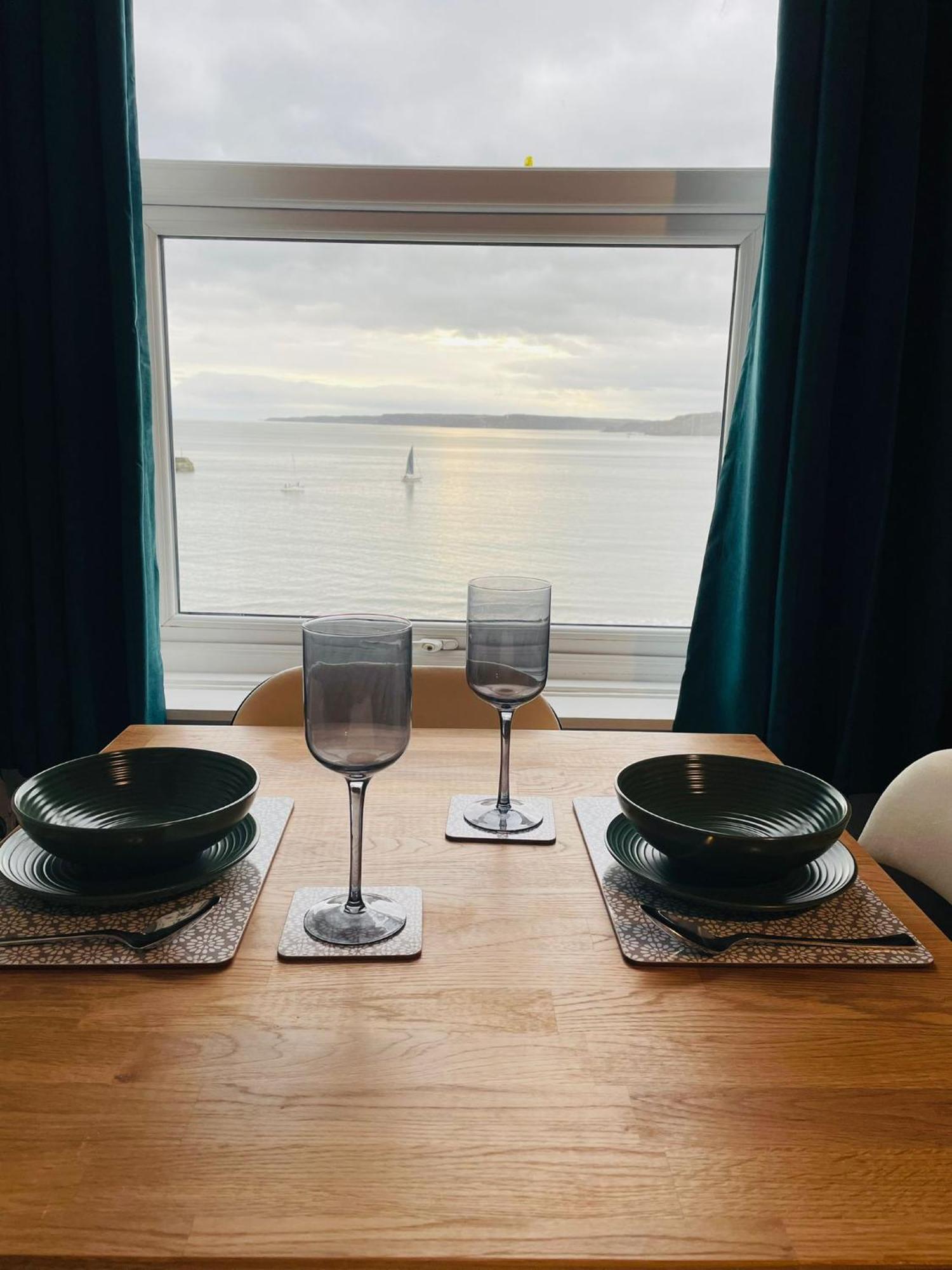 Pirates Lookout Apartment Скарбъро Екстериор снимка